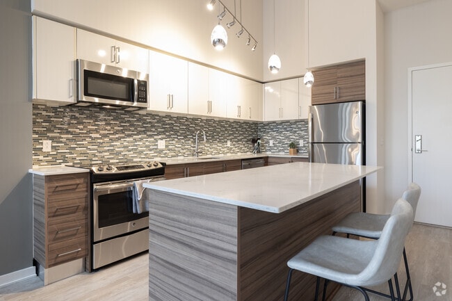 Interior Photo - The Pearl