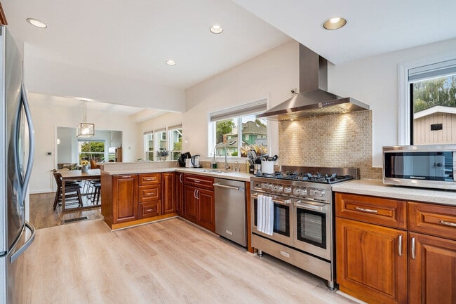 Photo - 2403 7th Ave W Unit ID1036024P