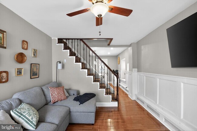 Photo - 4743 Umbria St