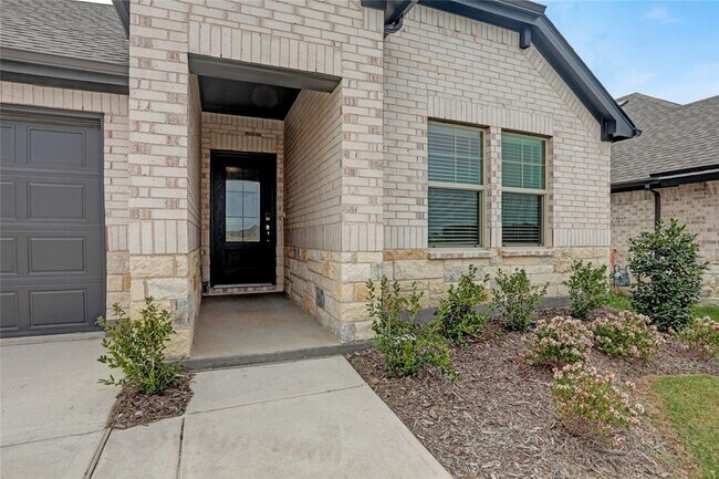 Photo - 115 Whitlow Dr