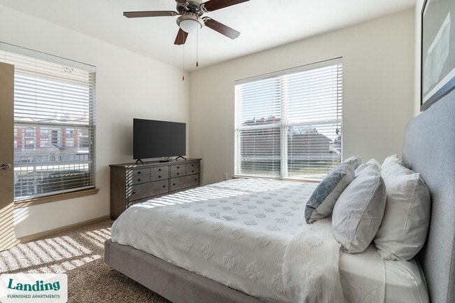 Photo - 1501 Westpark View Dr Unit 2524