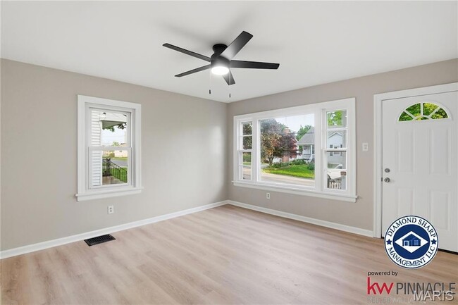 Photo - 128 Mounds Ave
