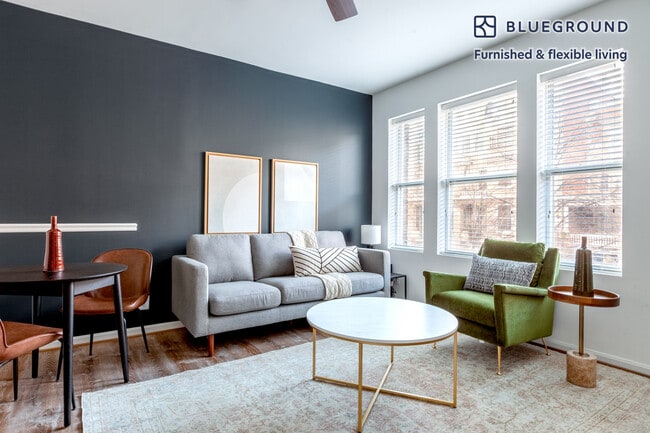 Photo - 1826 Vernon St NW Unit SI FL2-ID186