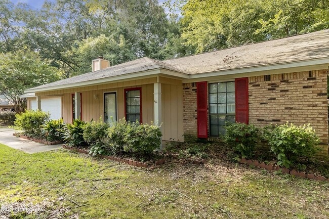 Photo - 201 Shadow Cove