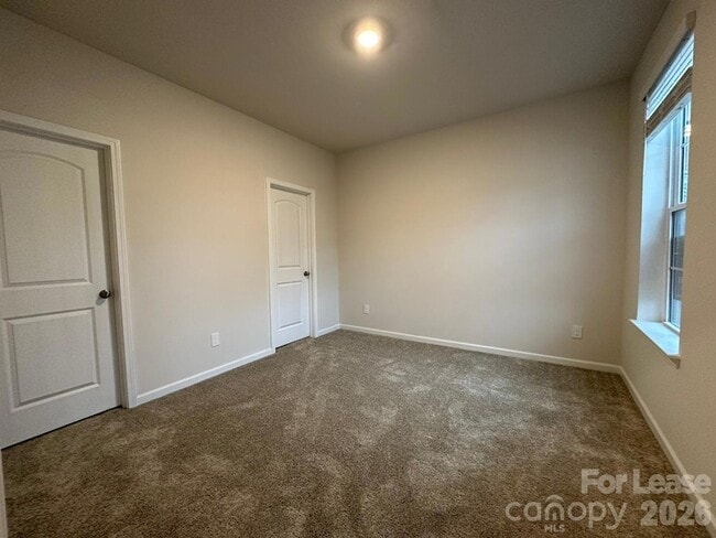 Photo - 10008 Hemingway Pl