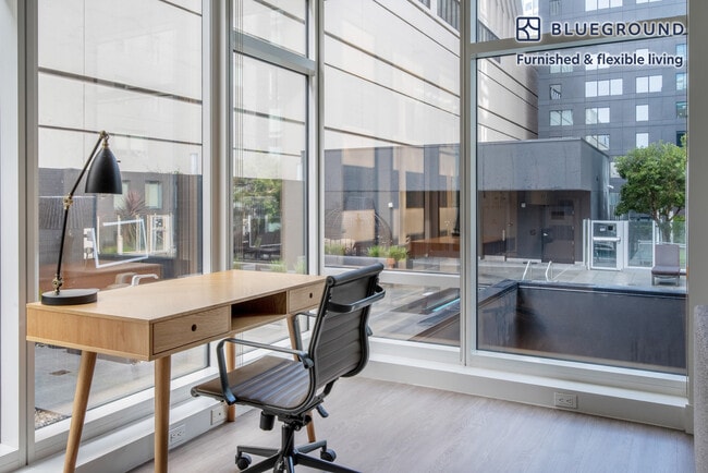 Photo - 18 10th St Unit FL4-ID1300