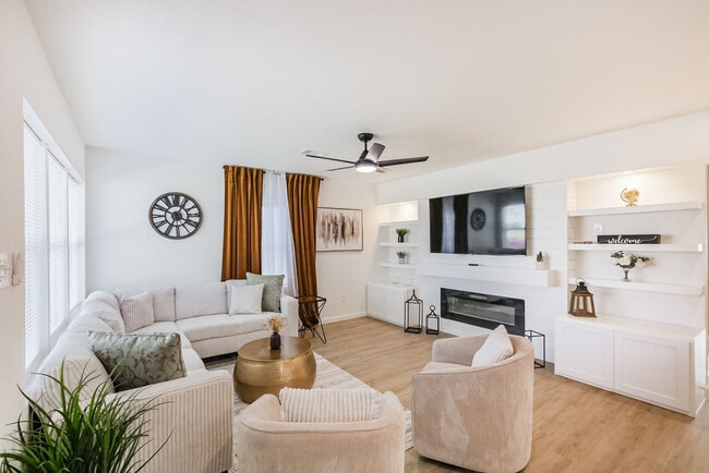 Building Photo - 5021 Libbey Dr Unit SI FL2-ID1472547P