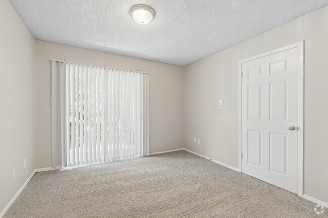 A1 1BR, 1BA - 525SF - Bedroom - Crestbrook Apartments