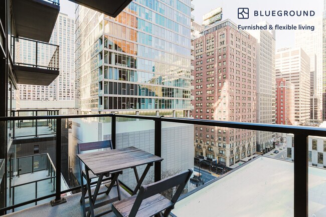 Photo - 535 N St Clair St Unit FL8-ID1149