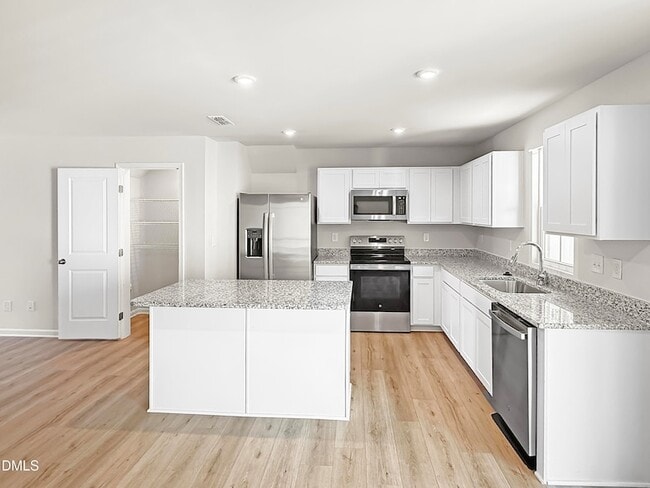 Photo - 150 Elyse Overlook Lp