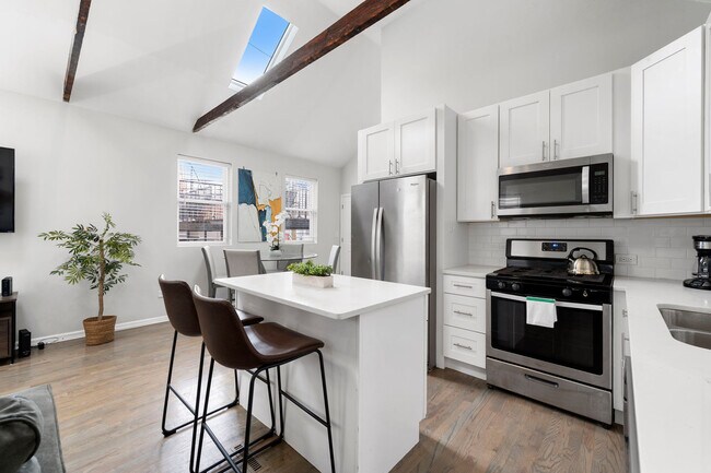 Photo - 712 N Willard Ct Unit ID1244922P