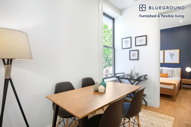 Photo - 31 Prince St Unit FL2-ID275