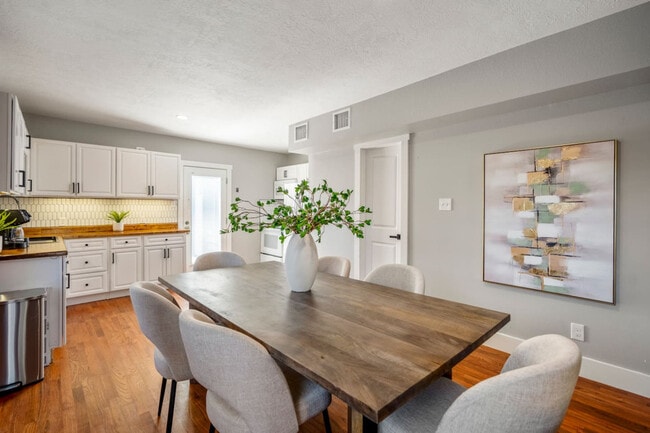Photo - 4952 Polk St Unit SI ID1531106P