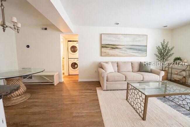 Photo - 141 Lamotte Dr Unit APT F1