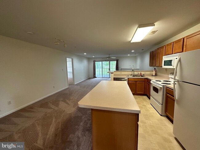 Photo - 1101 Caitlins Way