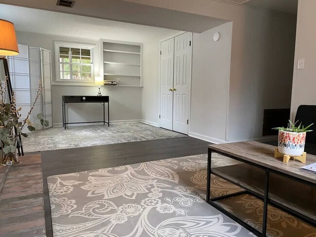 Photo - 19 Curt Blvd Unit ID1302145P