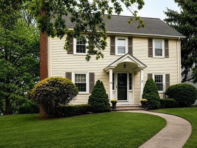 Photo - 16 Pine St