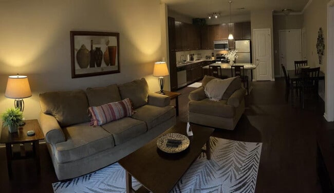 Building Photo - 460 Seven Farms Drive Unit ID1344167P