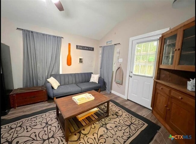 Photo - 620 Scenic Run