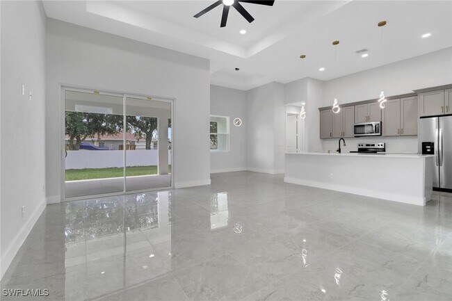 Photo - 3803 1st St SW