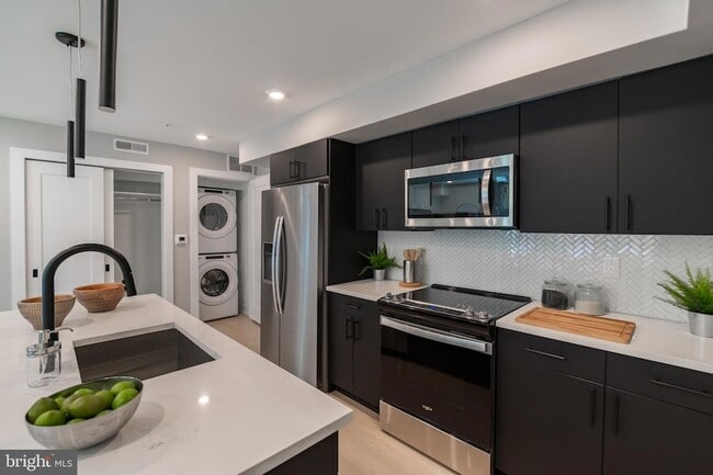 Photo - 6604 Ridge Ave Unit 203