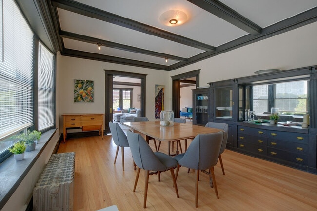 Photo - 1364 E 48th St Unit SI FL3-ID1626437P