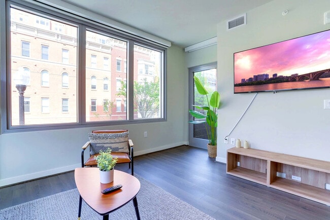 Photo - 1122 N Hudson St Unit SI FL2-ID1022419P