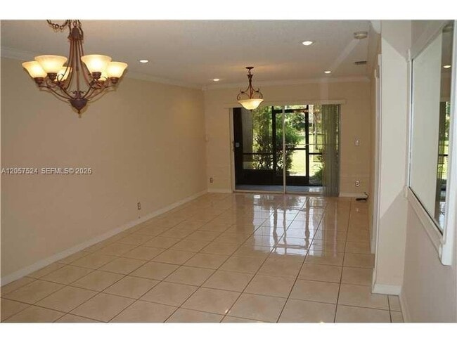 Photo - 459 Lakeview Dr