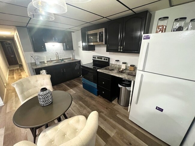 Photo - 904 Main St Unit A