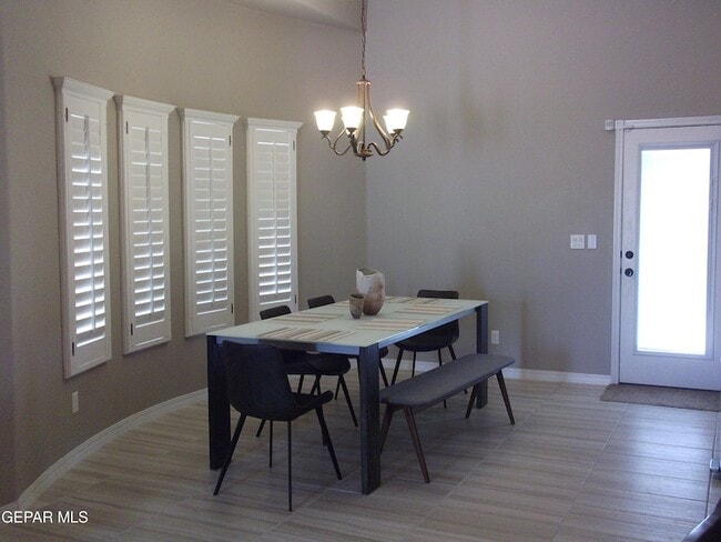 Photo - 7836 Enchanted View Dr