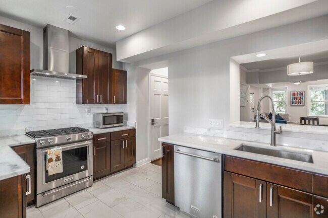 3 BR, 1.5 BA - 2,000 SF - 1628 Massachusetts Ave