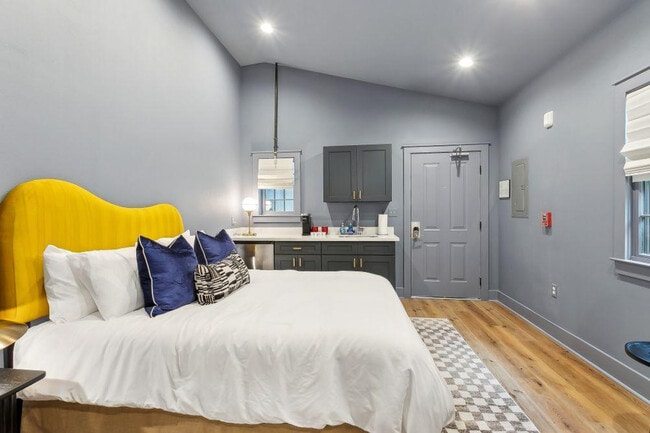 Building Photo - 1738 N Rampart St Unit ID1368480P