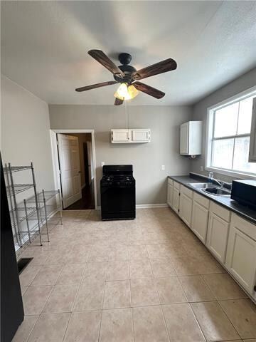 Photo - 8633 Nelson St