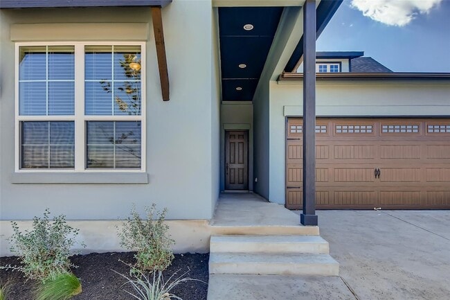 Photo - 601 C-Bar Ranch Trl