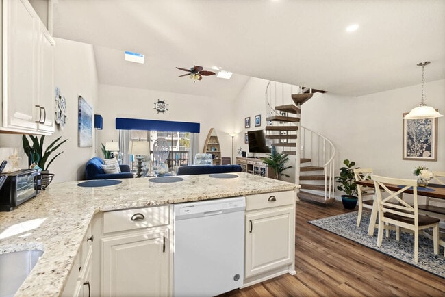 Building Photo - 1908 Hwy 17 S Unit SI ID1329074P