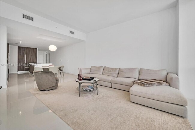 Photo - 851 NE 1st Ave Unit 1701