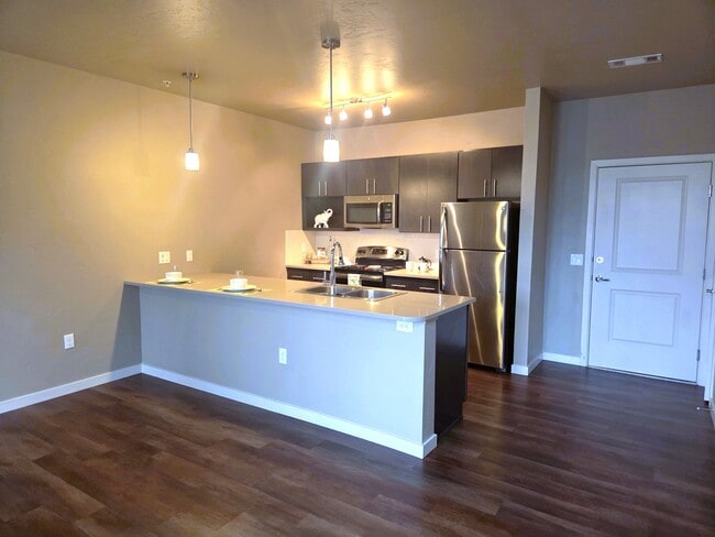 Photo - The District at Parkcenter