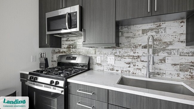 Photo - 3030 Summer St Unit 476.1403407