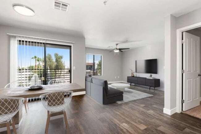 Building Photo - 15164 N 140th Dr Unit ID1371492P