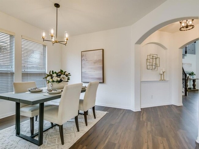 Photo - 736 Bonnet Blvd