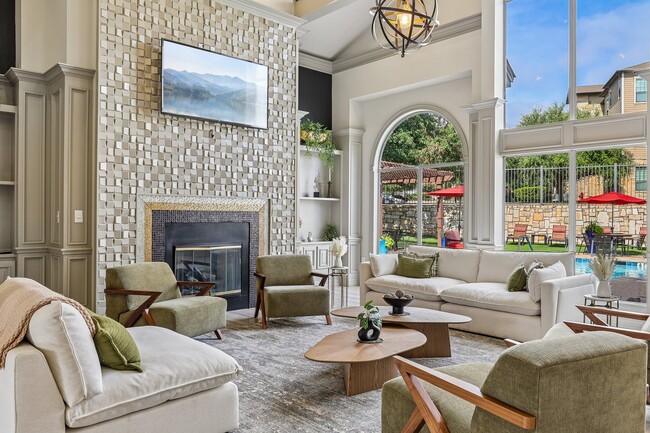 Building Photo - Regency Dell Ranch Apartments
