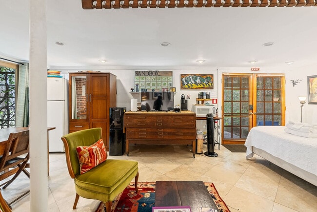 Photo - 1023 Crawford St Unit ID1225518P