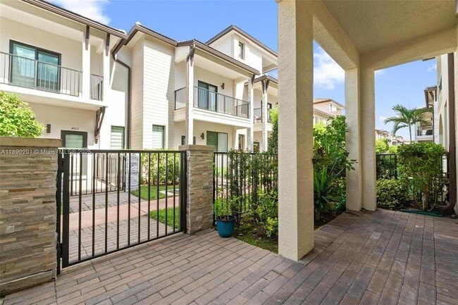 Photo - 4612 NW 83rd Pkwy