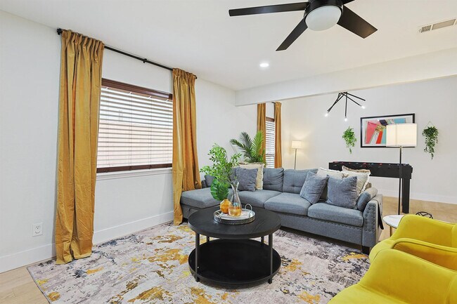 Photo - 1113 Overdowns Dr Unit ID1056295P