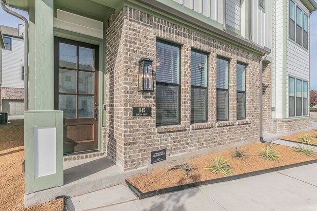 Photo - 1145 Concan Dr