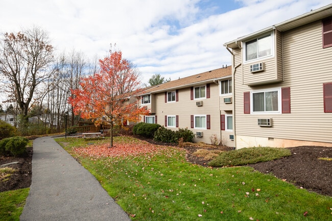 Photo - Applewood Acres