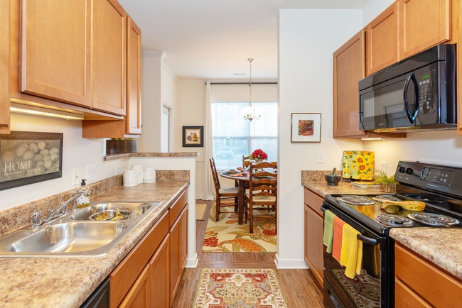 Photo - Garden Springs Apartments