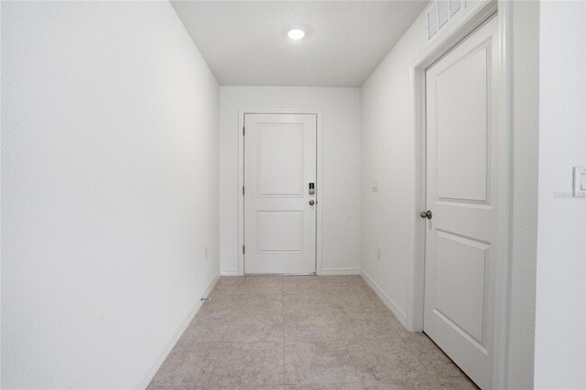 Photo - 8821 Pine St