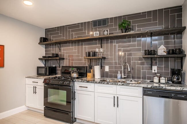 Photo - 215 Piedmont Ave NE Unit SI ID1299375P