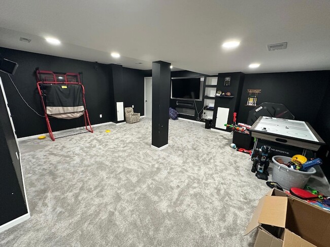 Photo - 5270 S 26th St